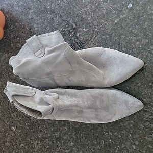 Light gray suede booties with kitten heel size 8